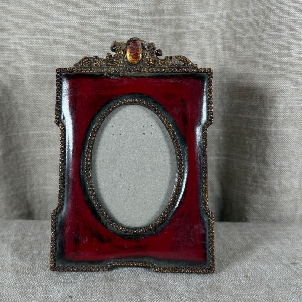 Picture Frame Good Vintage Ornate Red Gold Victorian Style Oval Opening Mini